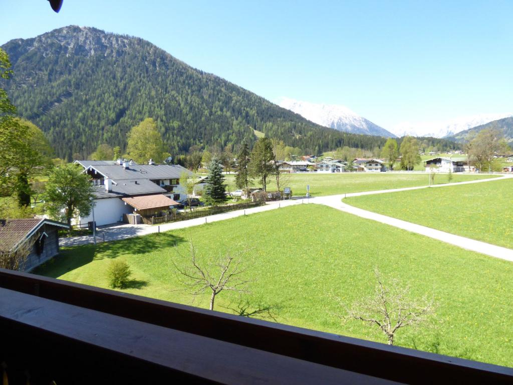 Balkonblick von der Ferienwohnung Hochkalter im Kierngaßlehen in Schönau am Königssee